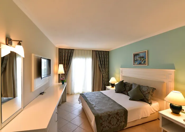 Ξενοδοχείο Ayaz Aqua 5*