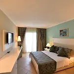 Ξενοδοχείο Ayaz Aqua 5*