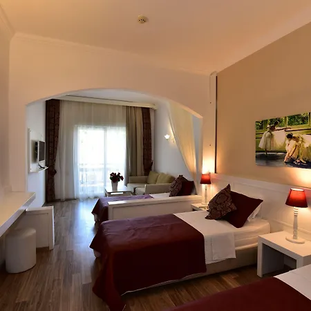 Ayaz Aqua 酒店 博德鲁姆